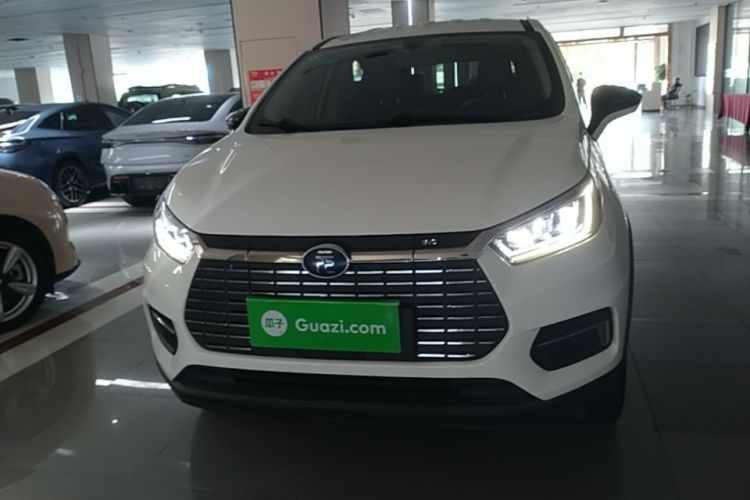 BYD Yuan New Energy 2020 #3 BYD Yuan New Energy 2020 car image #3