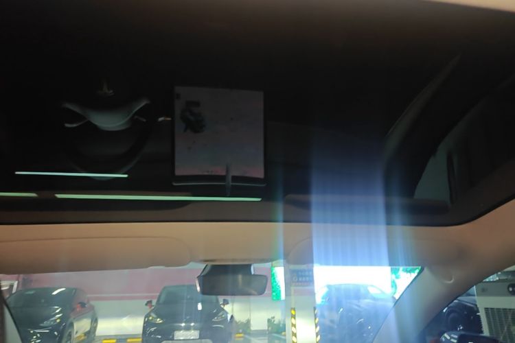 Tesla Model 3 2022 car image #18