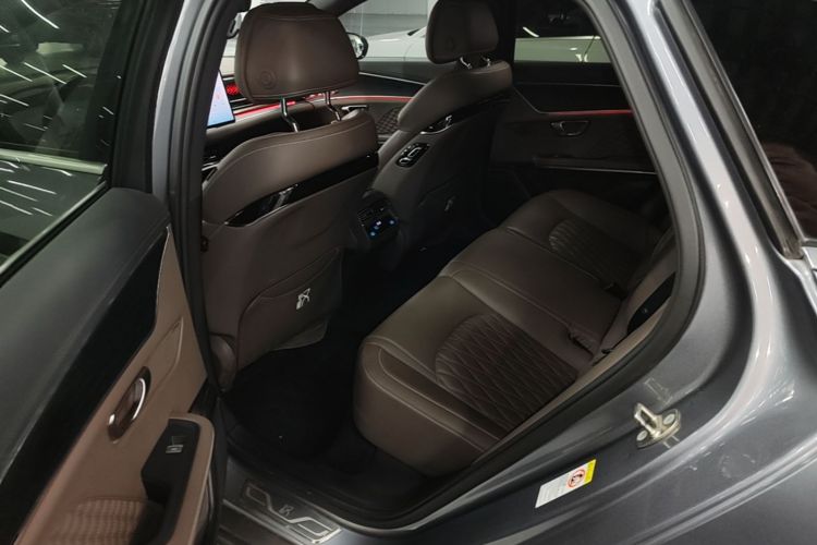 BYD Han 2022 car image #13