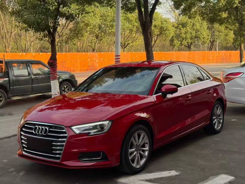 Audi A3 2019 car image 
