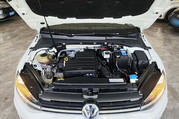 Volkswagen Golf 2018 #20 Volkswagen Golf 2018 car image #20