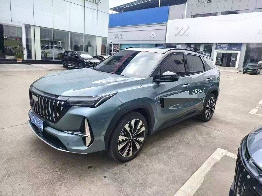 GEELY Boyue L 2025 immagine di auto 