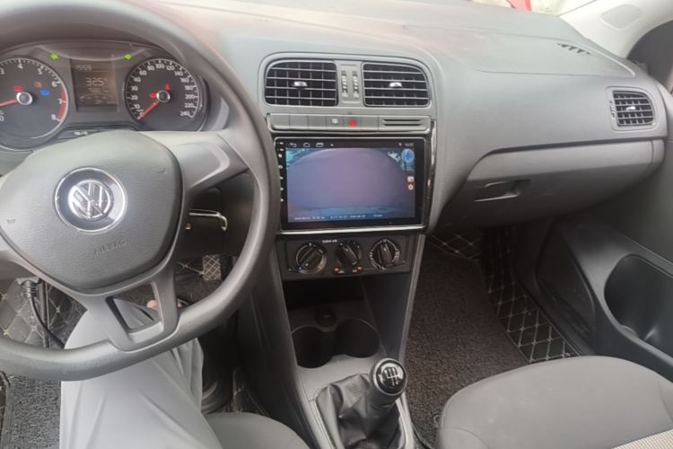 Volkswagen Polo 2017 #10 Volkswagen Polo 2017 car image #10