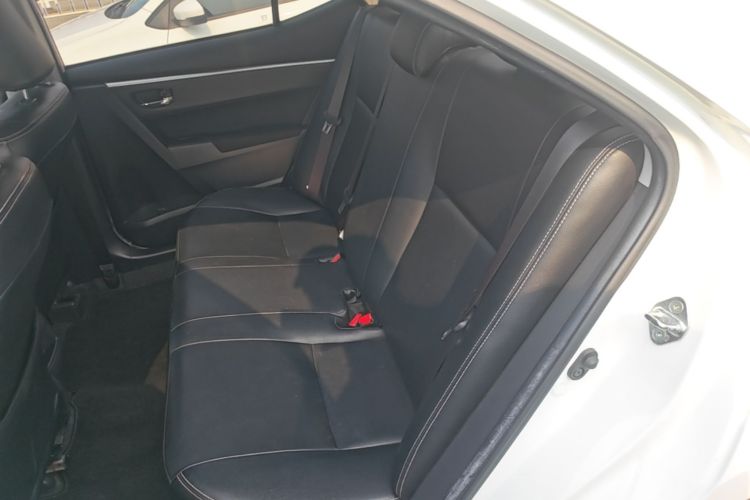 Toyota Corolla 2019 car image #17