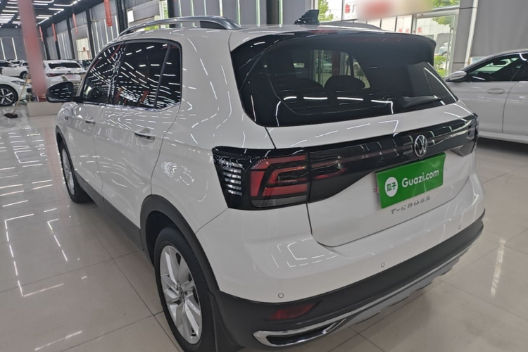 Volkswagen T-Cross 2021 #5 Volkswagen T-Cross 2021 car image #5