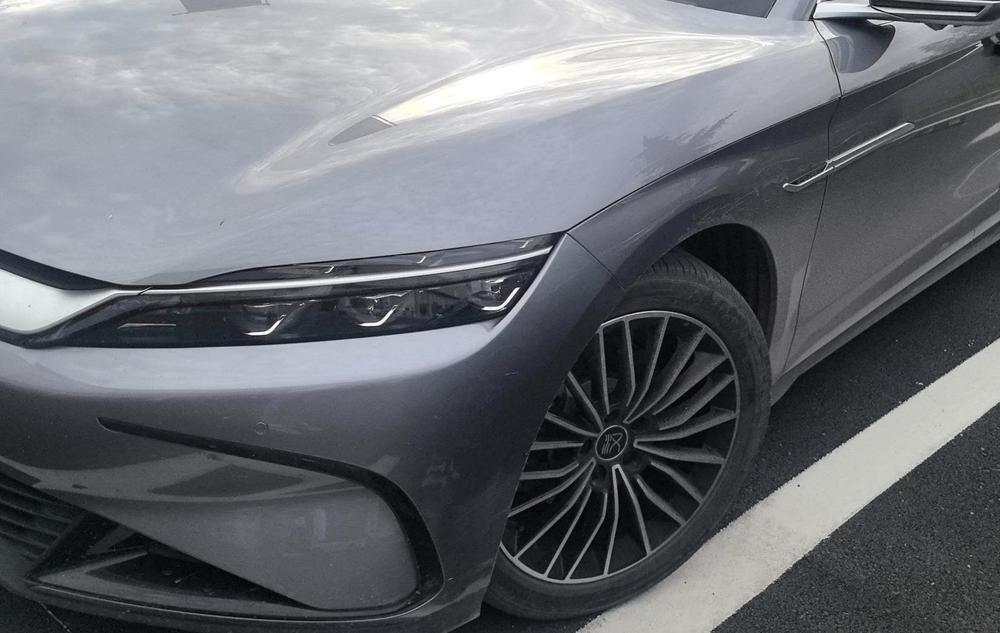 BYD Han 2023 immagine di auto #8