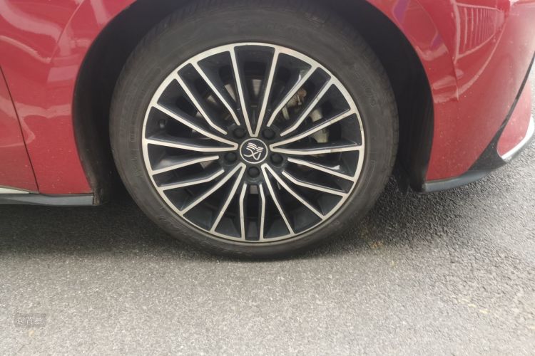 BYD Han 2022 car image #9
