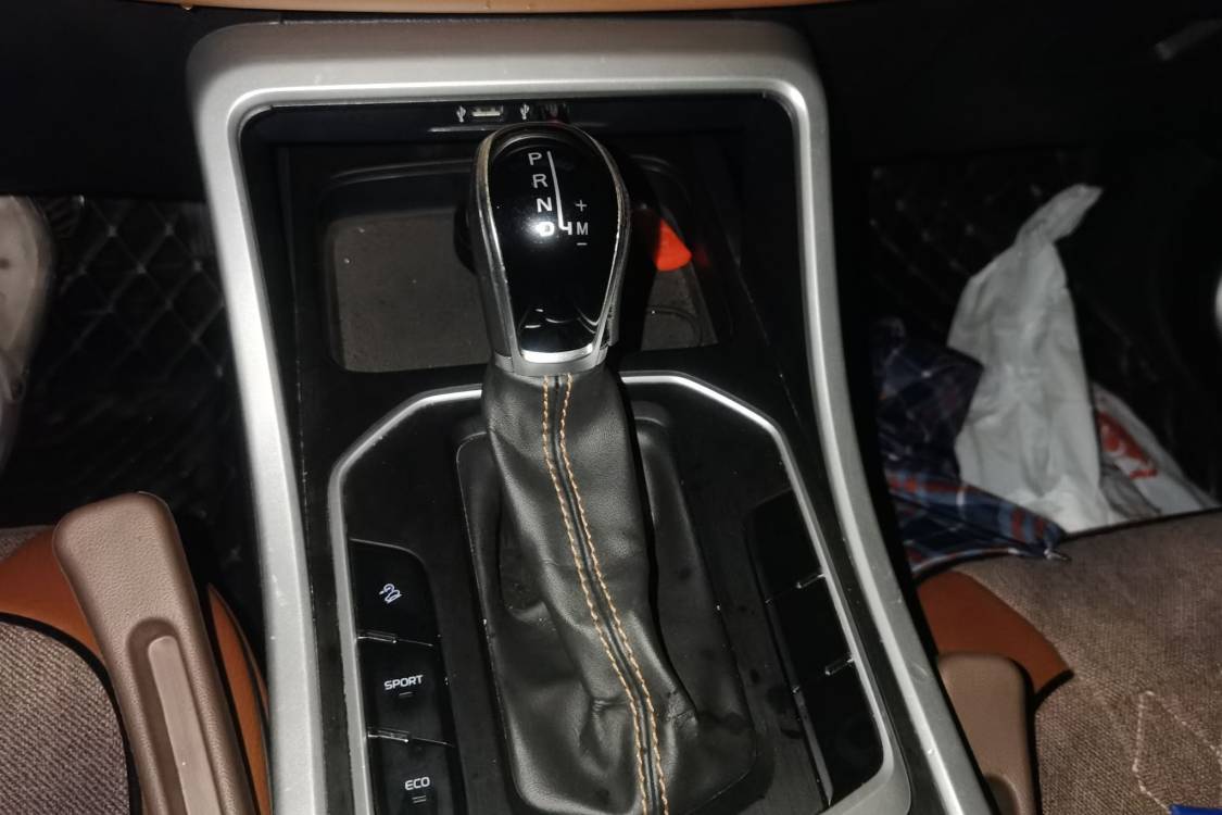 GEELY Vision X6 2020 #29 GEELY Vision X6 2020 car image #29