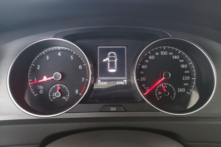 Volkswagen Golf 2016 car image #16