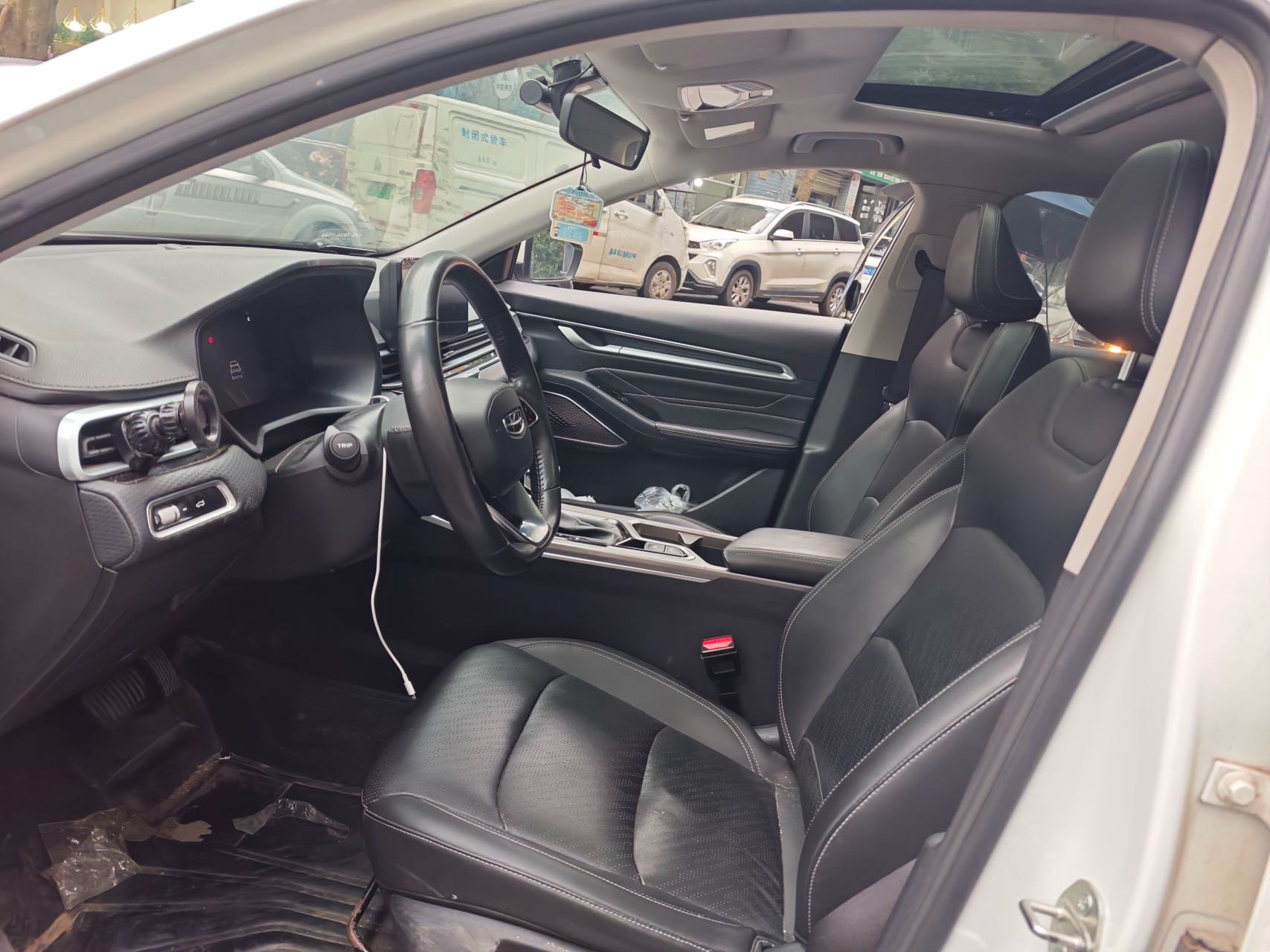GEELY Emgrand 2022 #4 GEELY Emgrand 2022 imagen de coche #4