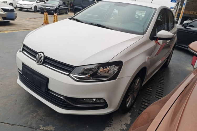 Volkswagen Polo 2015 #2 Volkswagen Polo 2015 car image #2