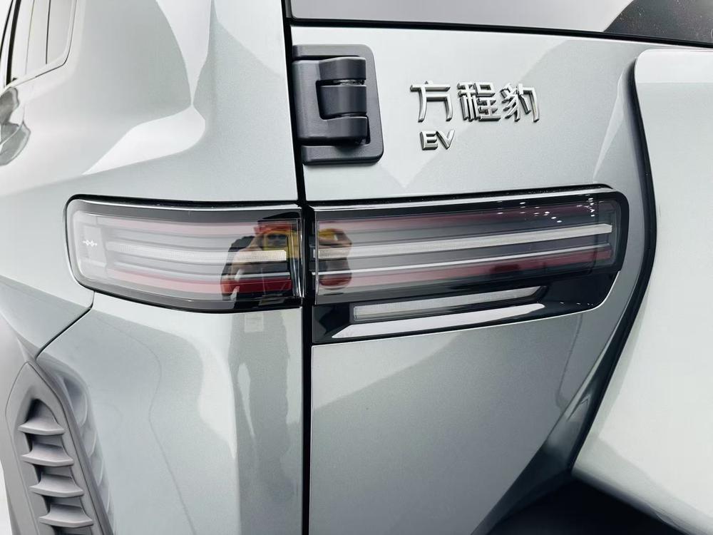 FangChengBao Tiger 3 2025 car image #13