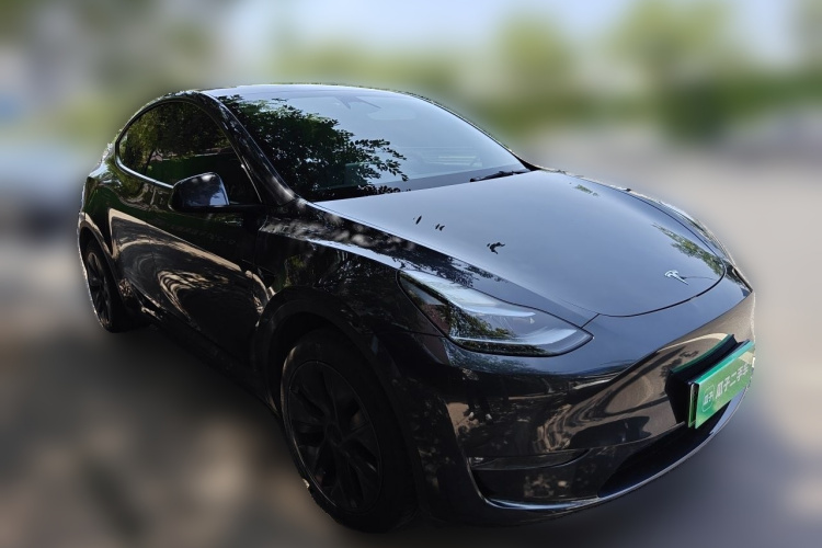 Tesla Model Y 2024 #4 Tesla Model Y 2024 immagine di auto #4
