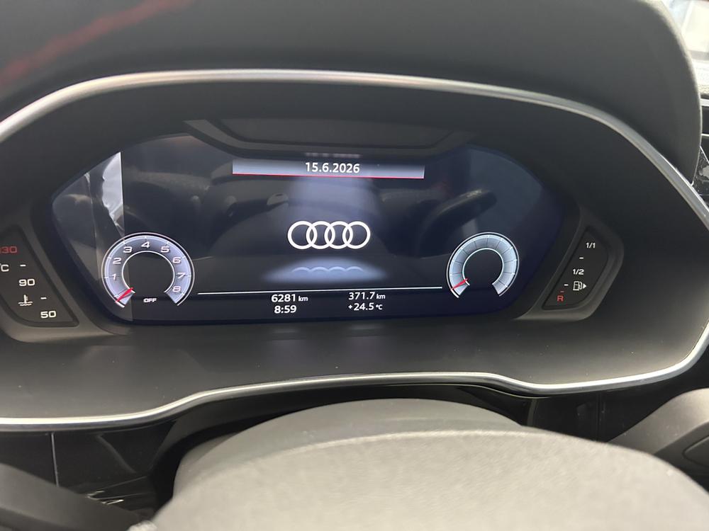 Audi Q3 2025 car image #7
