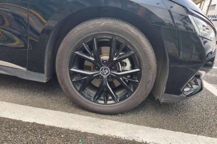 BYD Han 2023 #9 BYD Han 2023 صورة سيارة #9