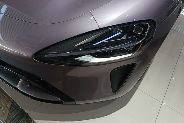 MI SU7 2024 car image #23