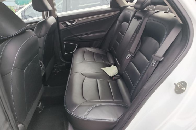 GEELY Emgrand New Energy 2021 car image #17