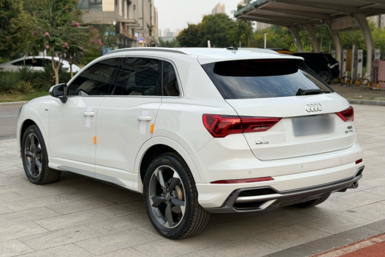 Audi Q3 2020 #6 Audi Q3 2020 car image #6