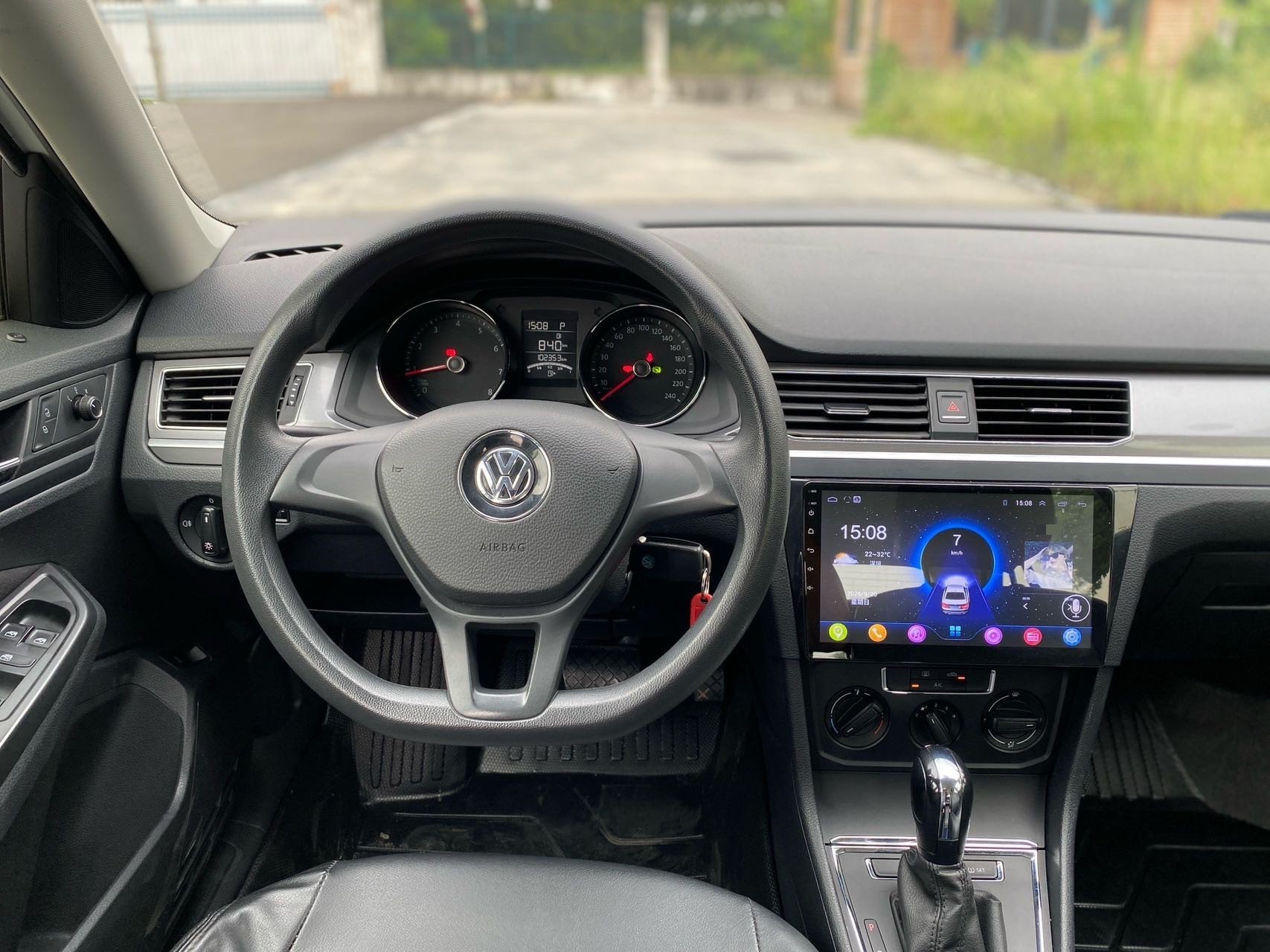 Volkswagen Bora 2018 imagen de coche #5
