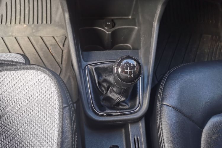 Volkswagen Santana 2018 car image #15