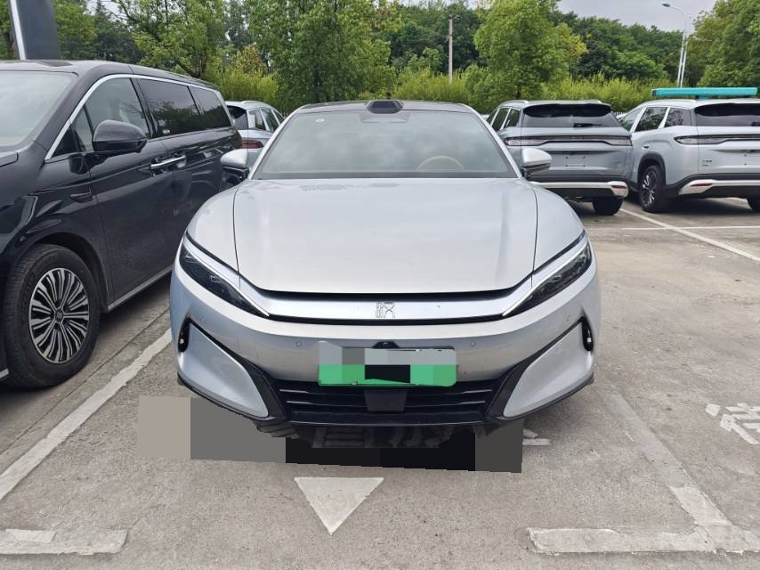 BYD HanL 2025 immagine di auto #2
