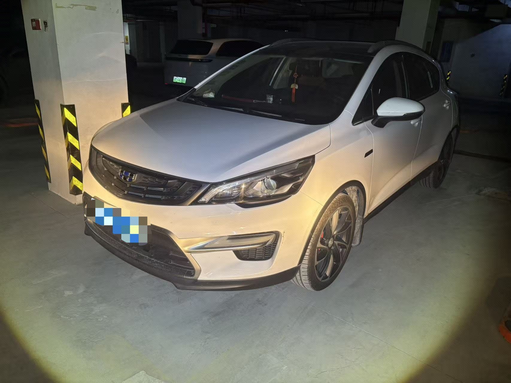 GEELY Emgrand GS 2018 GEELY Emgrand GS 2018 car image