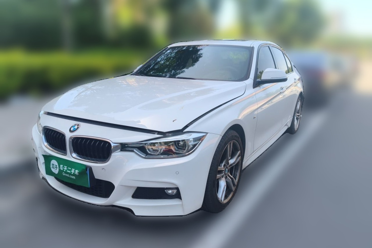 BMW 3 Series 2018 #2 BMW 3 Series 2018 car image #2