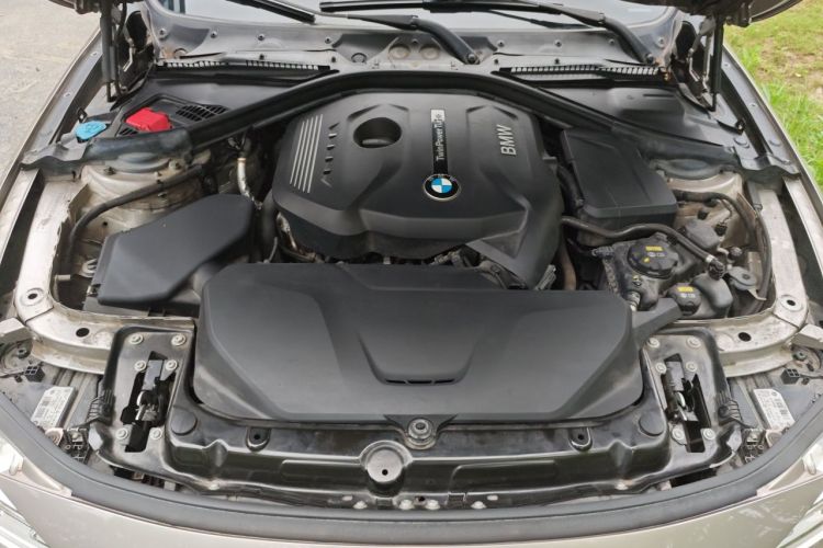 BMW 3 Series 2019 #18 BMW 3 Series 2019 immagine di auto #18