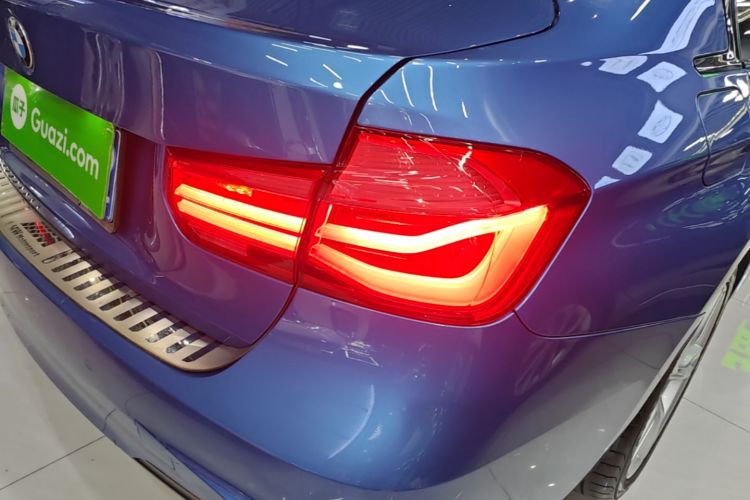 BMW 3 Series 2017 #8 BMW 3 Series 2017 car image #8