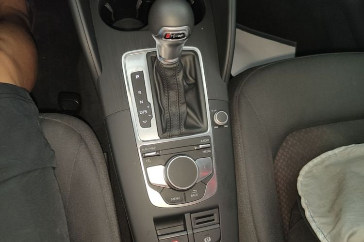 Audi A3 2019 #18 Audi A3 2019 صورة سيارة #18