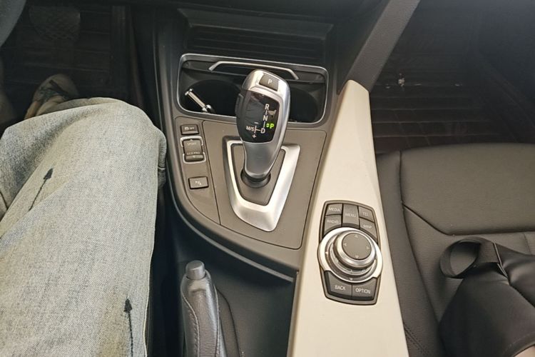 BMW 3 Series 2016 #14 BMW 3 Series 2016 car image #14