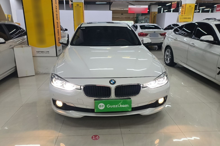 BMW 3 Series 2017 car image #3