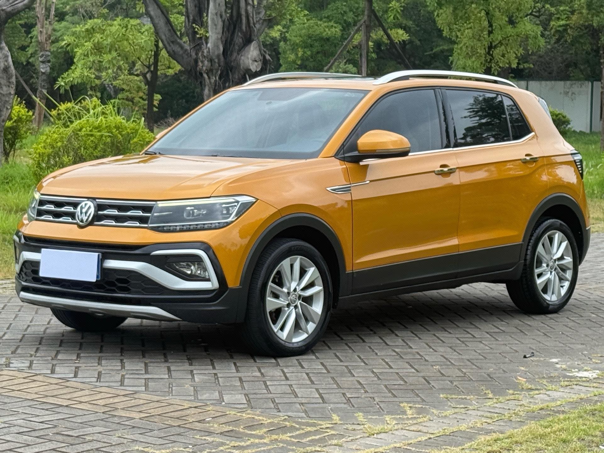 Volkswagen T-Cross 2021 Volkswagen T-Cross 2021 car image