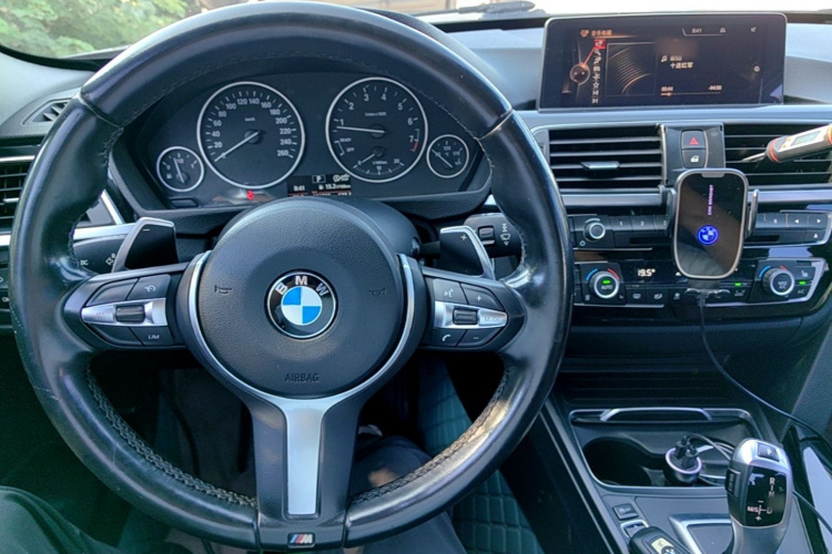BMW 3 Series 2017 #10 BMW 3 Series 2017 car image #10