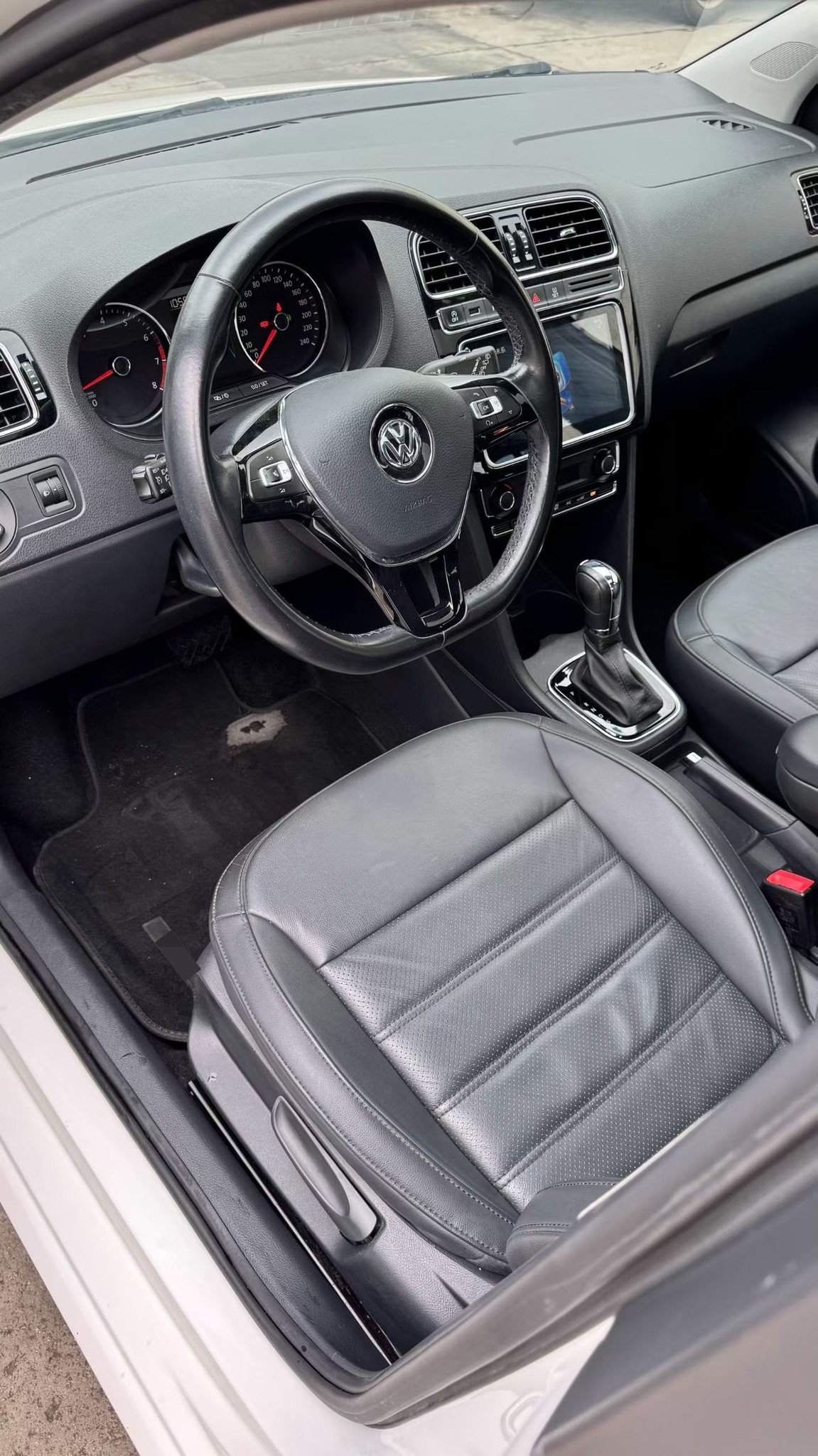 Volkswagen Polo 2019 immagine di auto #6