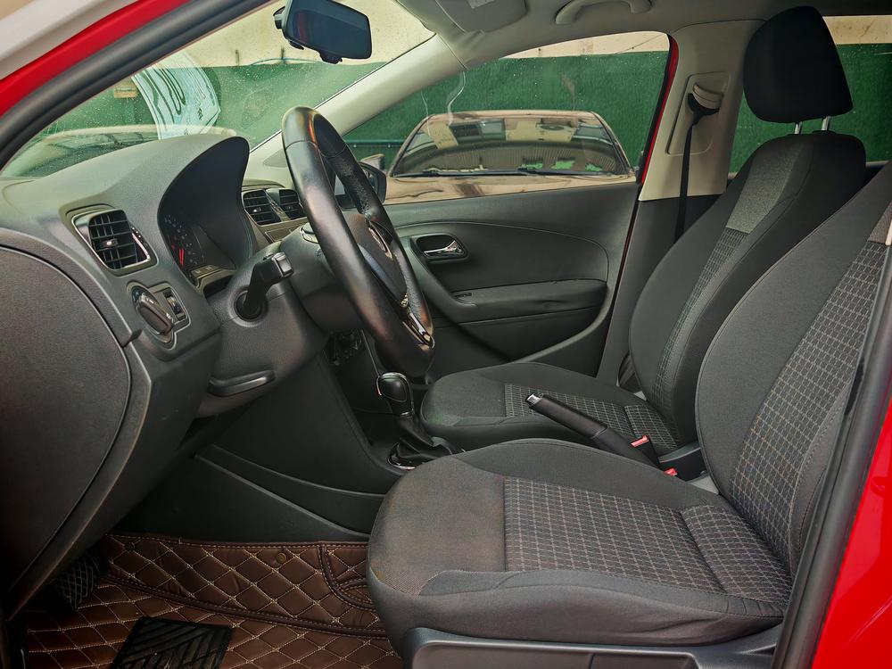 Volkswagen Polo 2017 car image #8