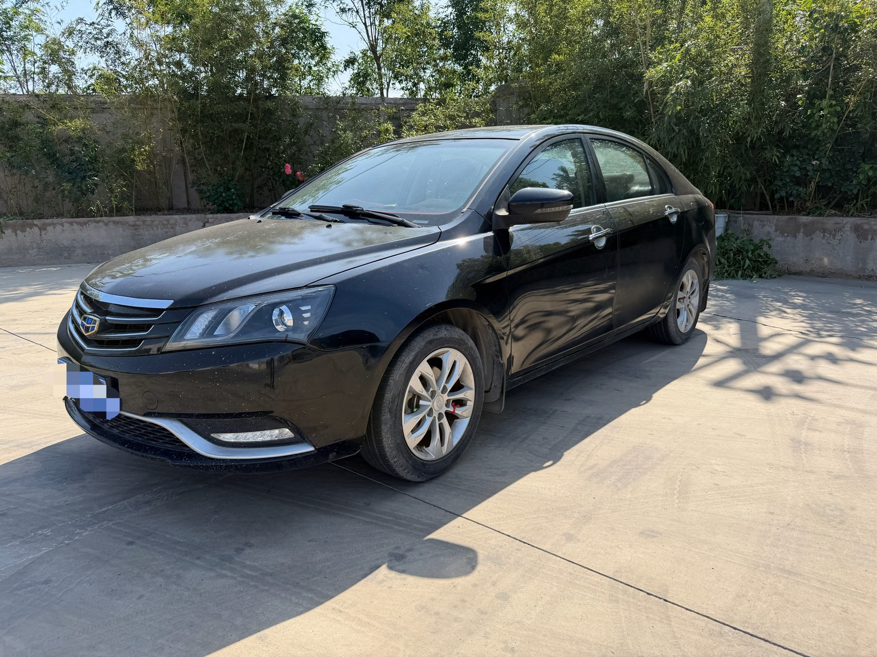 GEELY Emgrand 2015 GEELY Emgrand 2015 car image