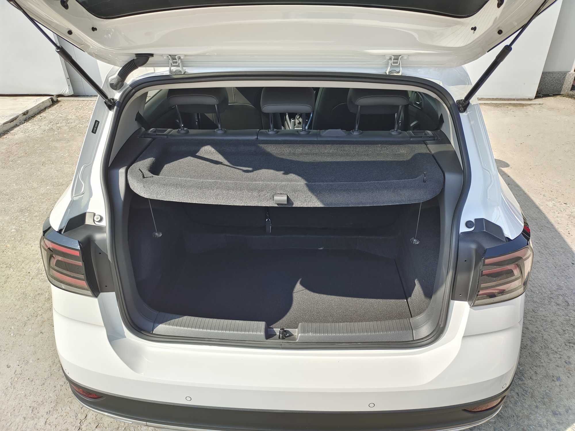 Volkswagen T-Cross 2021 #6 Volkswagen T-Cross 2021 car image #6