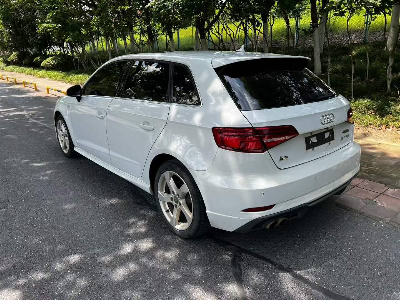 Audi A3 2019 car image #6