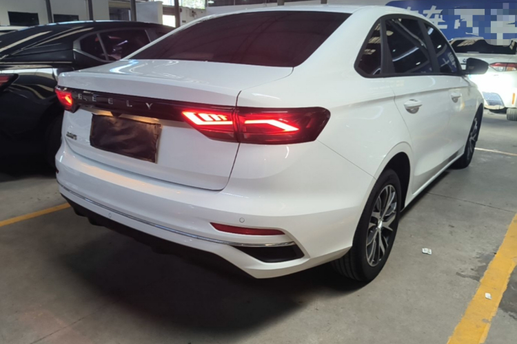 GEELY Emgrand 2024 car image #7