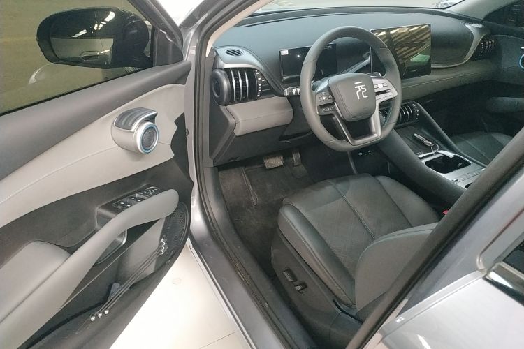 比亚迪 元PLUS 2025 汽车图片 #16