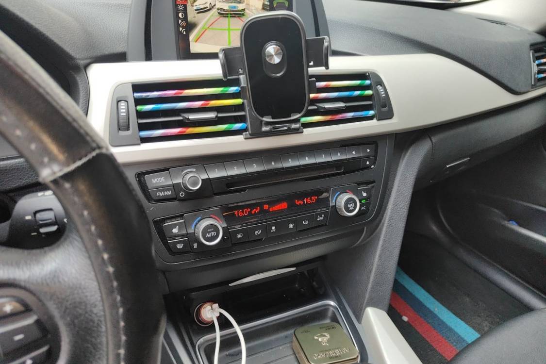 BMW 3 Series 2015 car image #28