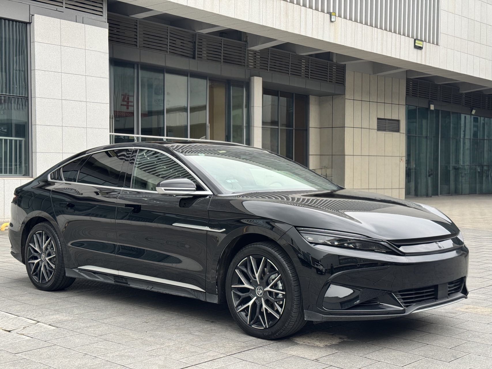 BYD Han 2024 car image #5