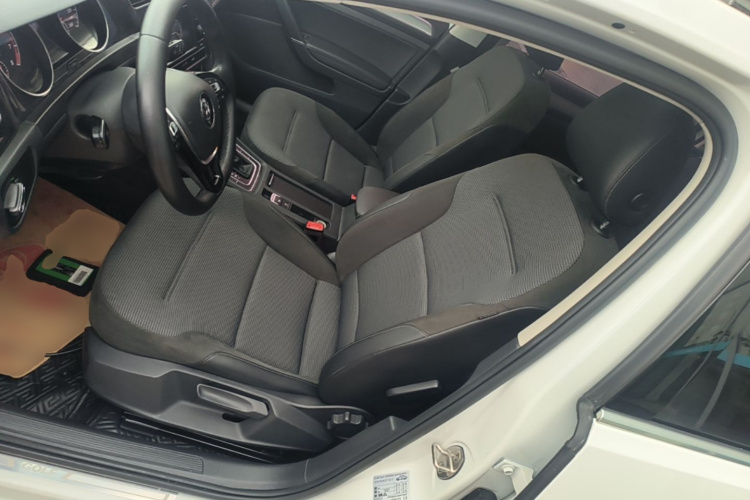 Volkswagen Golf 2018 #15 Volkswagen Golf 2018 car image #15