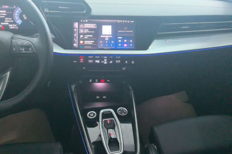 Audi A3 2025 immagine di auto #17