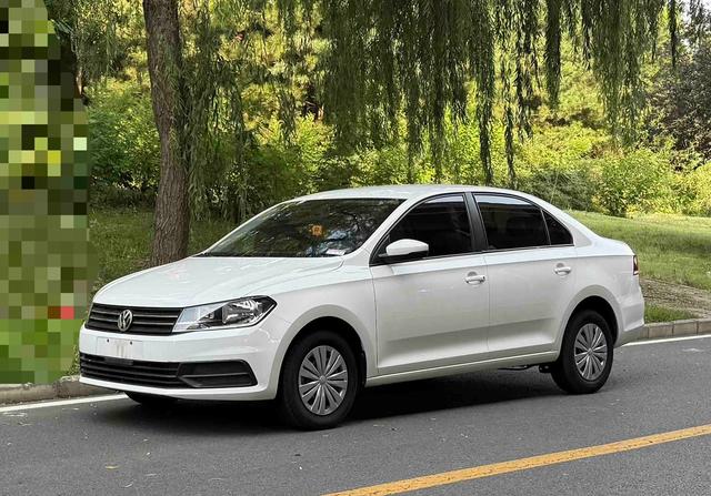 Volkswagen Santana 2020 car image #13