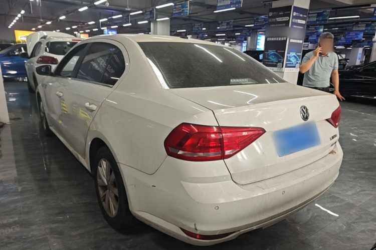 Volkswagen Lavida 2018 car image #5