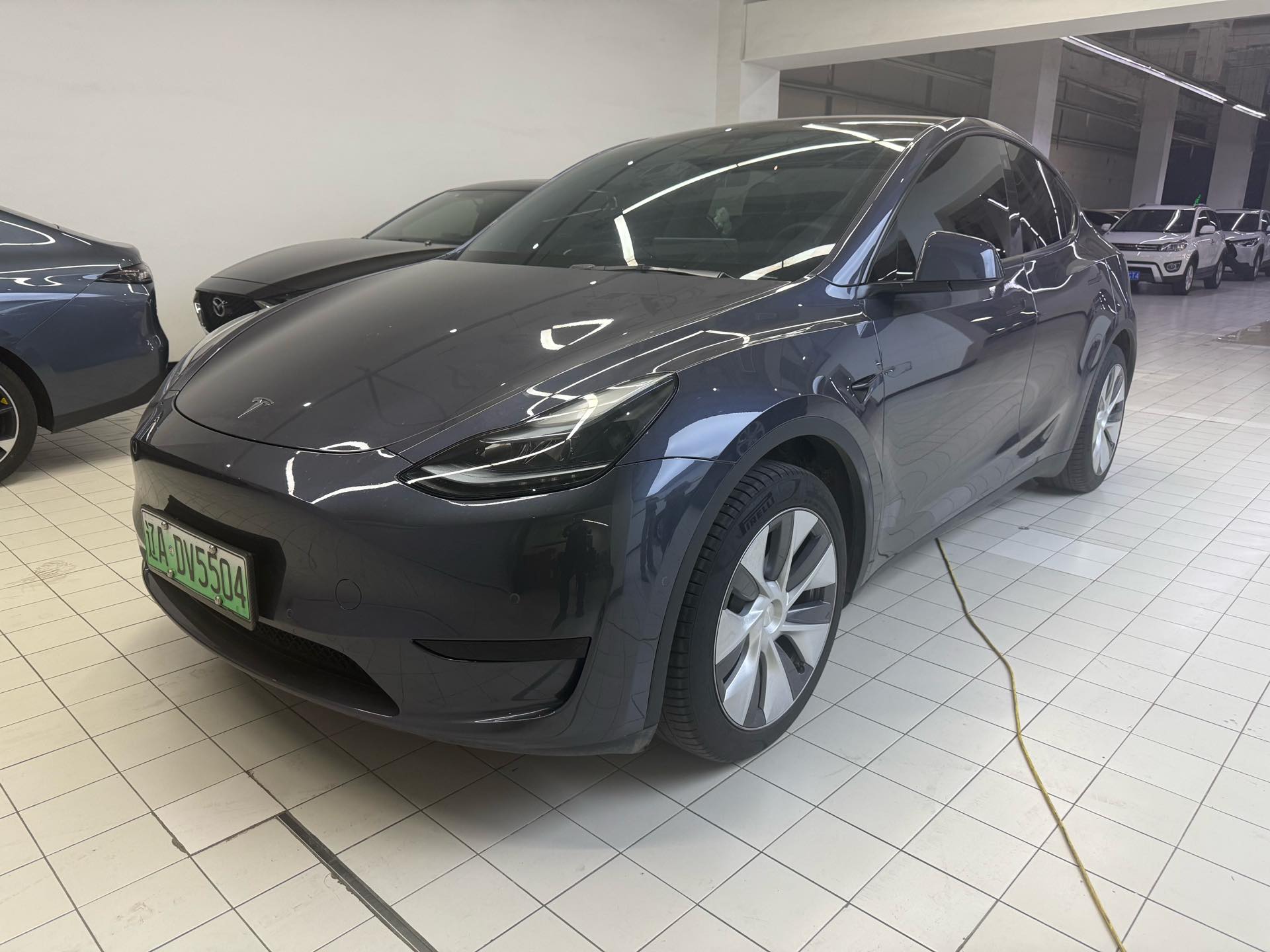 Tesla Model Y 2022 Tesla Model Y 2022 car image