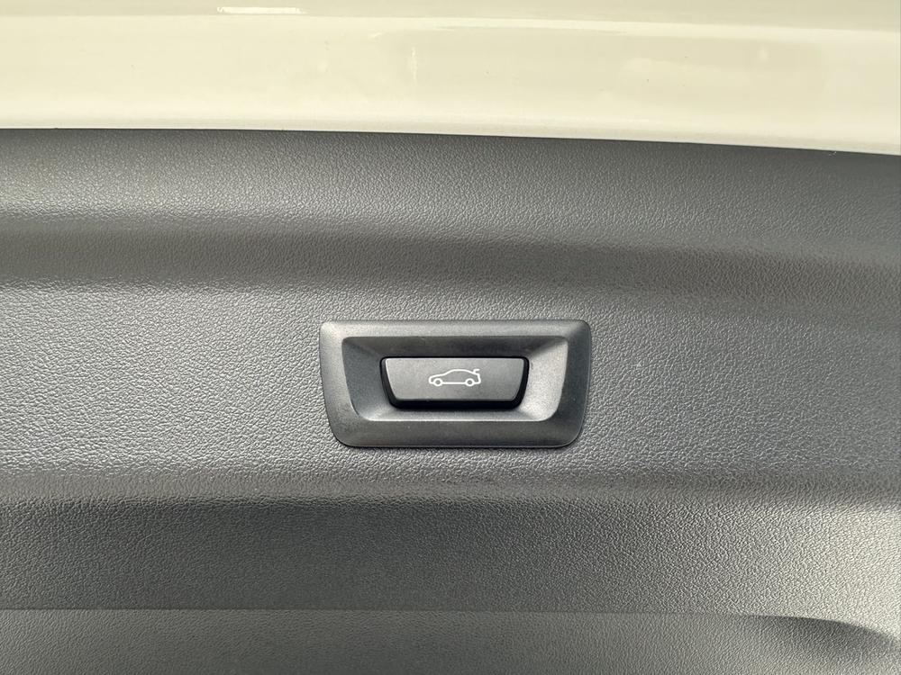 BMW X1 2023 car image #9