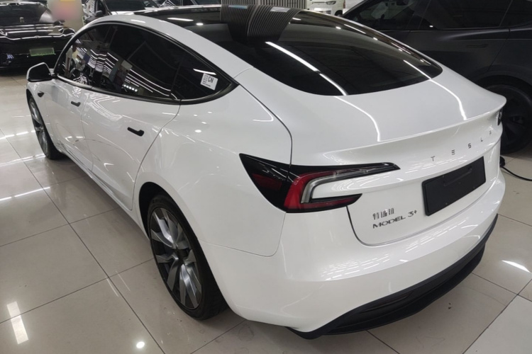 Tesla Model 3 2025 #5 Tesla Model 3 2025 car image #5